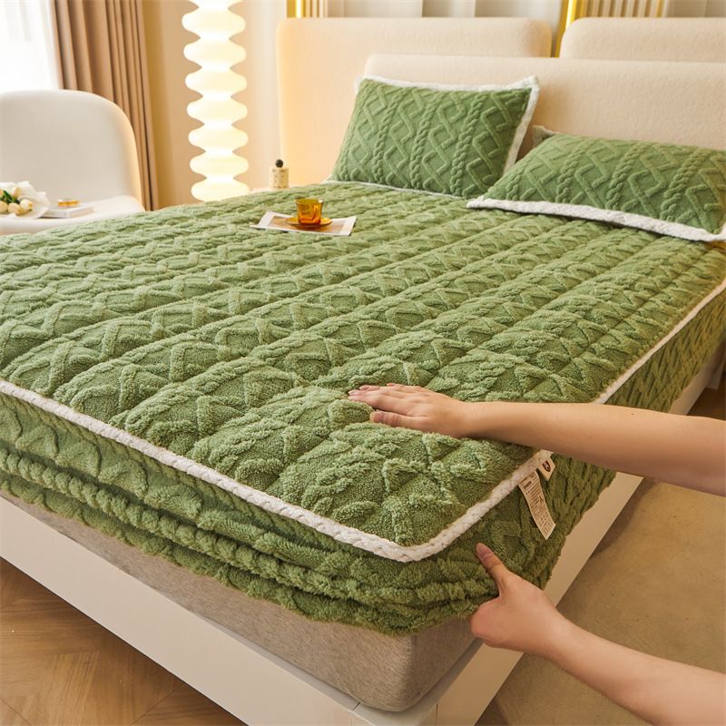 🛏️ 60% OFF! 🎁 WARM FITTED BED SHEET - Brushed Flannel & Deep Pocket (Up to 40cm), Non-Slip Corners for All-Season Comfort - Perfect Gift Idea ❄️🛌