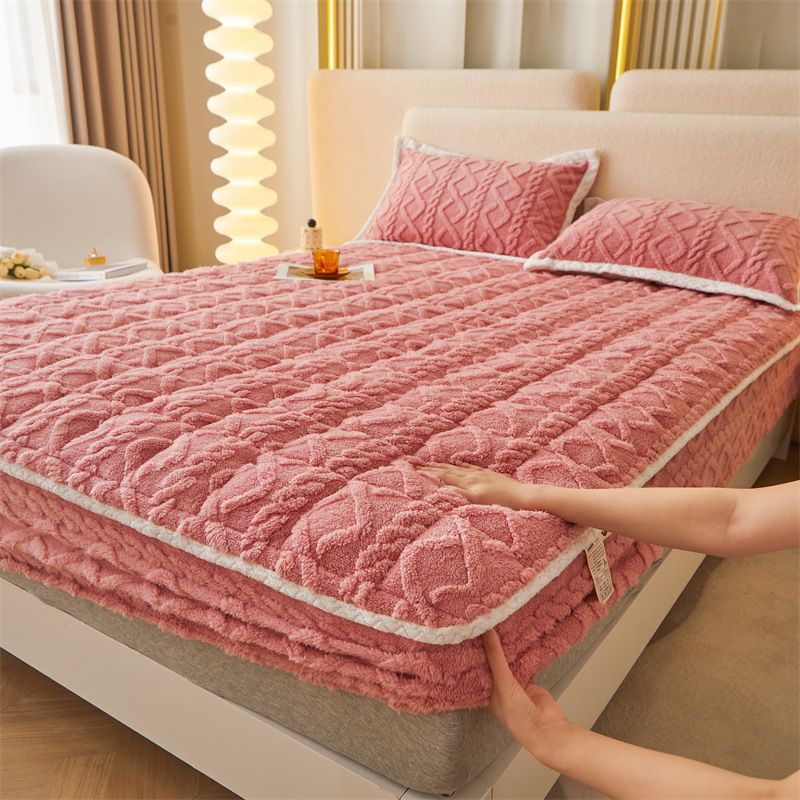 🛏️ 60% OFF! 🎁 WARM FITTED BED SHEET - Brushed Flannel & Deep Pocket (Up to 40cm), Non-Slip Corners for All-Season Comfort - Perfect Gift Idea ❄️🛌