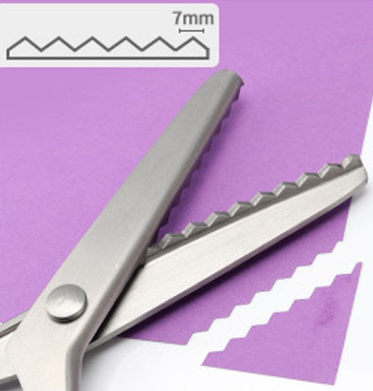 🥳2026 HOT SALE🥳💞50K+ SOLD! ✂️🧵 50% OFF! Serrated Sewing Scissors – zigzag blades stop fabric fraying. Ultra-sharp stainless steel cuts clean to the tip – perfect for quilting, sewing & crafts! 🪡✨