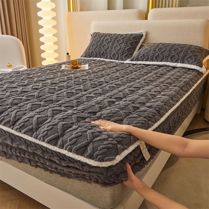 🛏️ 60% OFF! 🎁 WARM FITTED BED SHEET - Brushed Flannel & Deep Pocket (Up to 40cm), Non-Slip Corners for All-Season Comfort - Perfect Gift Idea ❄️🛌