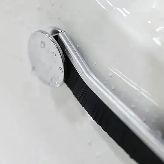 🥳2026 HOT SALE🥳💞50K+ SOLD! 🧹✨ 50% OFF! Gap Brush with Hard Bristles – Cleans dirt from cracks & dead corners. Durable PP bristles, ergonomic handle – perfect for kitchen, bathroom & furniture gaps! 🏠💪