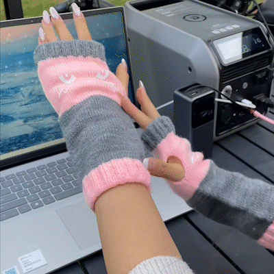 ⚡⚡Christmas Hot Sale 50% OFF!🔥Warm and Cuddly🧤Women's Knitted Fingerless Gloves with Cute Cat Pattern🐱