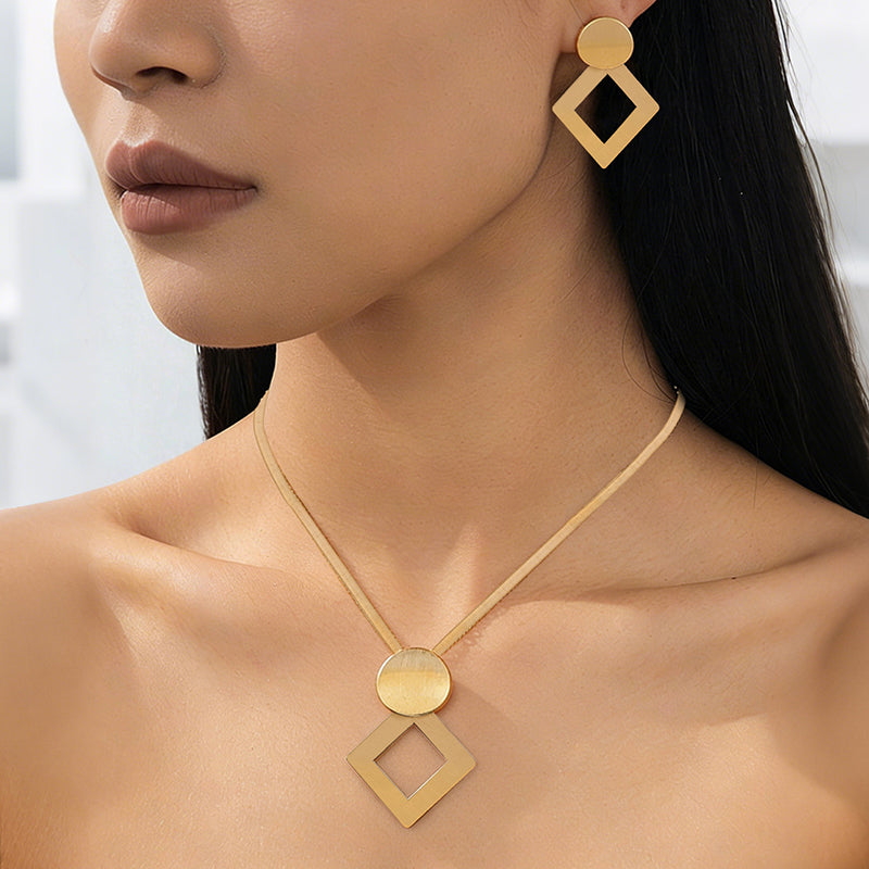 🎁2026 New Arrivals 60% OFF💥Modern Chic Necklace & Earring Set – Gold finish, geometric design & lightweight – perfect for daily elegance or gifting – includes matching pieces for a polished look 💫