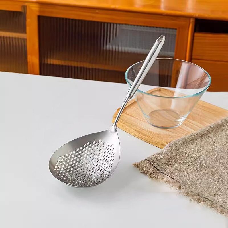 🥄 50% OFF NOW! 🍟 Stainless Steel Skimmer Spoon – Fast draining, heat-safe & versatile – Perfect for frying, soups & pasta 🍳