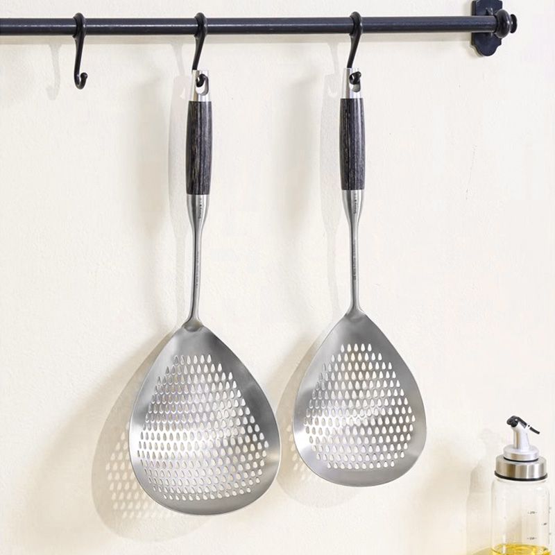 🥄 50% OFF NOW! 🍟 Stainless Steel Skimmer Spoon – Fast draining, heat-safe & versatile – Perfect for frying, soups & pasta 🍳