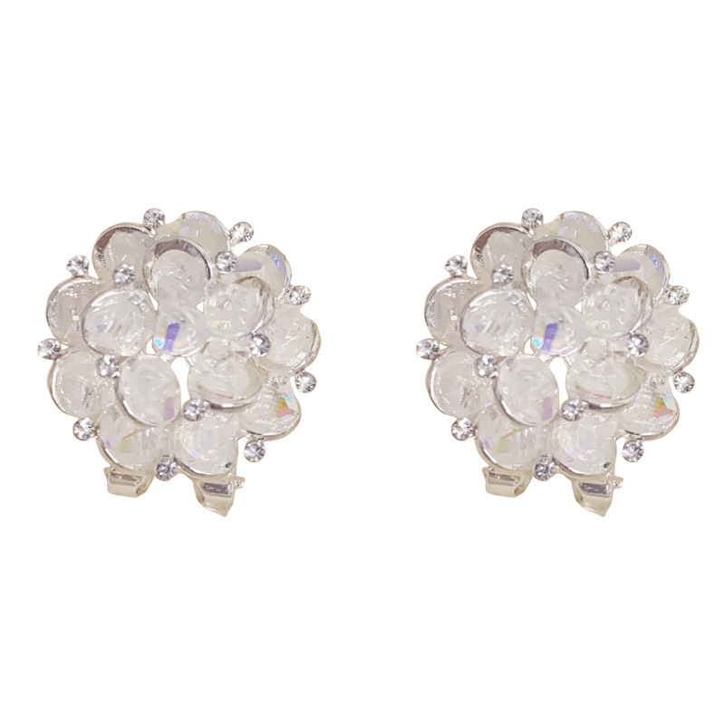 📢📢50% OFF !! ⏰Elegant Sparkling Floral Stud Earrings