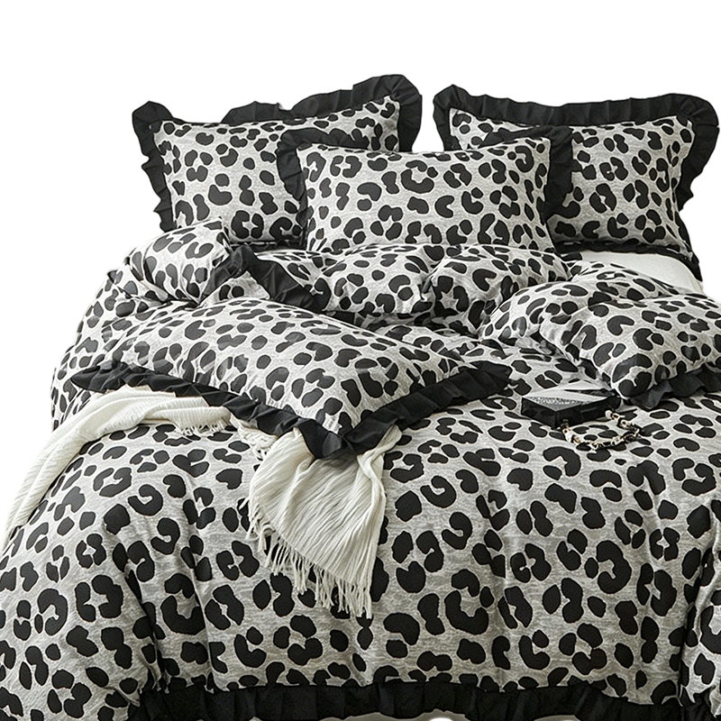 🛏️✨Leopard Print Ruffled Duvet Cover Set