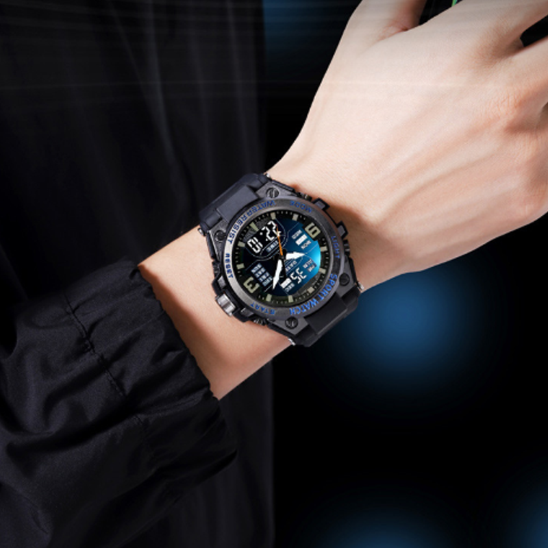 ⌚ Men's Luminous Waterproof Sports Watch – Rugged, Practical & Stylish 🌙