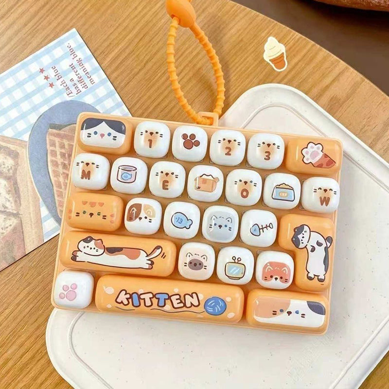 ⏳50% OFF ! 🔑 Keyboard Button Keychain – Cute Fidget Stress Relief Keyring, Portable Clicker Toy for Keys, Bags & Gifts⌨️